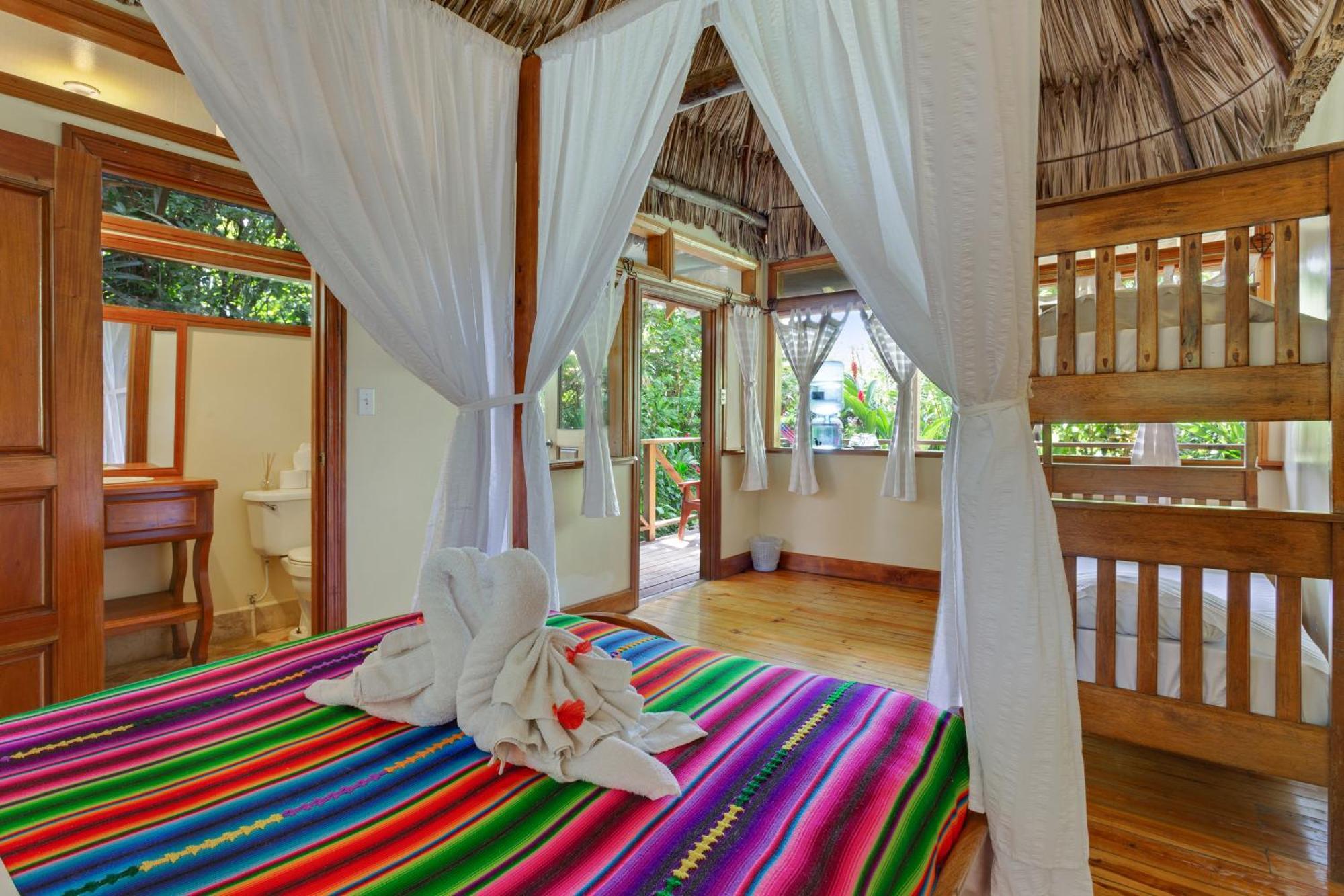 Ian Anderson Caves Branch Jungle Lodge Belmopan Exterior photo
